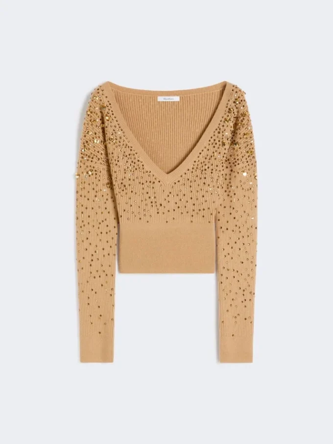 Wool and cashmere v-neck sweater, camel Wool and cashmere v-neck sweater, camel