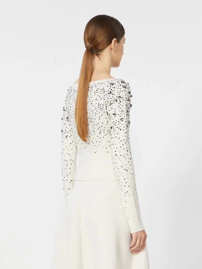 Wool and cashmere v-neck sweater, ivory