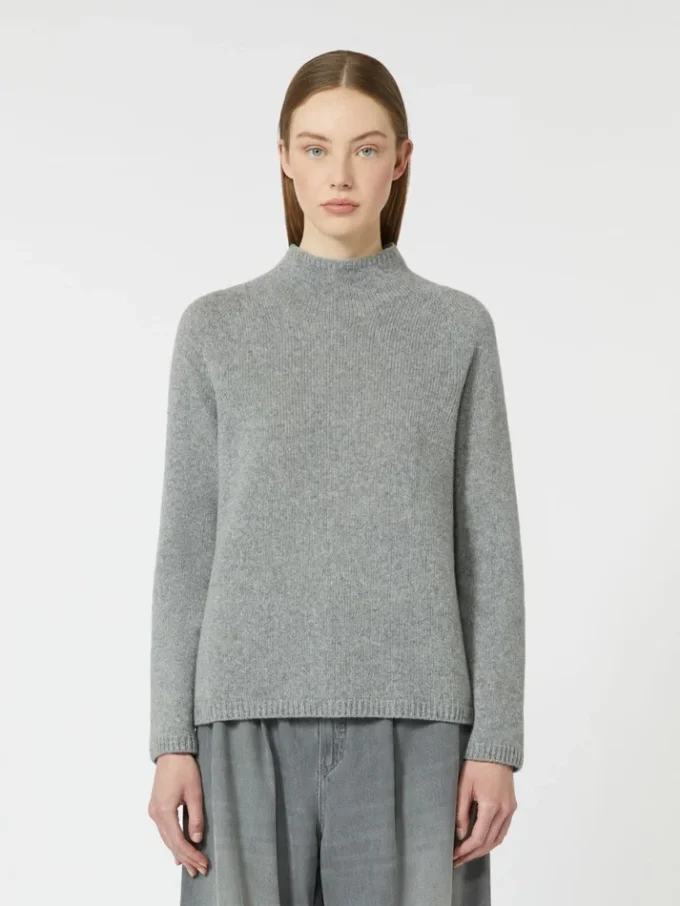 Wool and cashmere yarn polo-neck sweater, medium grey