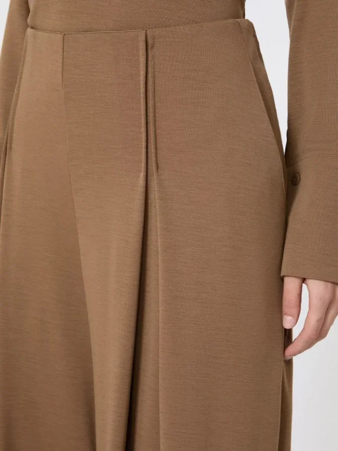 Wool jersey trousers, tobacco